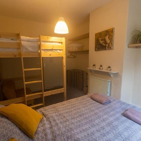 Beautiful Riverside Home, Hebden Bridge, Woodland Views, Sleeps 2 - 9 Εξωτερικό φωτογραφία